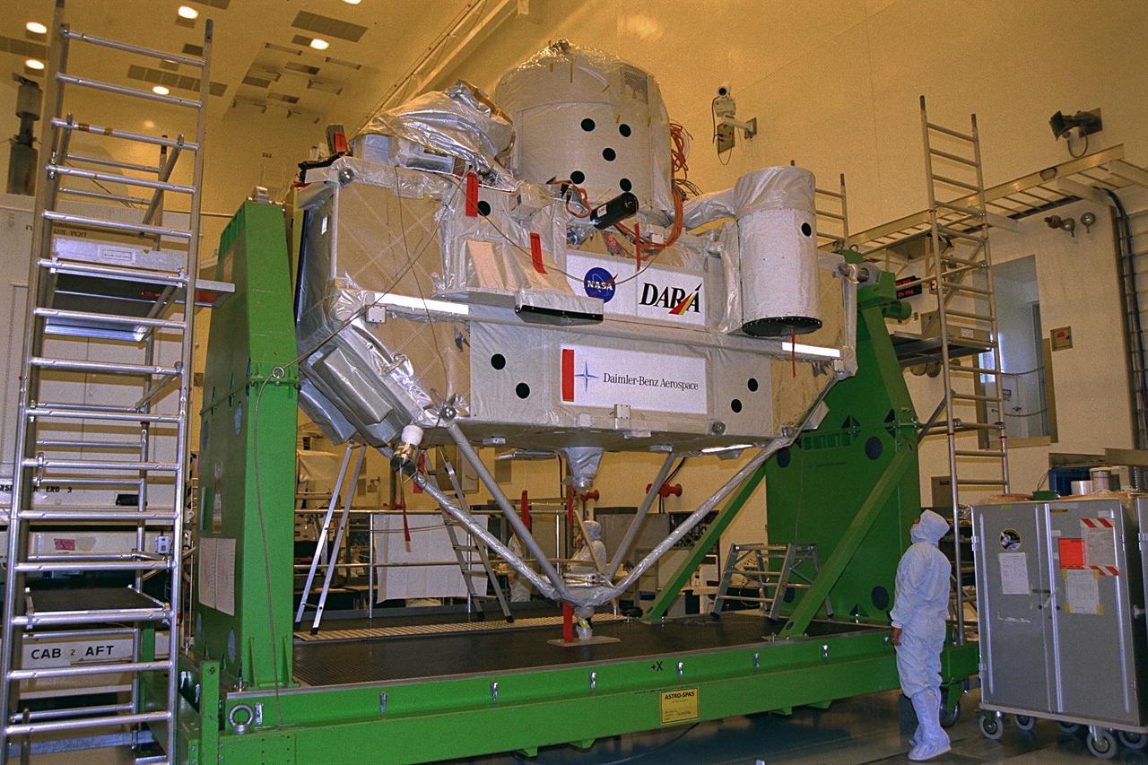 The CRISTA-SPAS payload, manifested on Space Shuttle Mission STS-85, is placed in the transport canister
