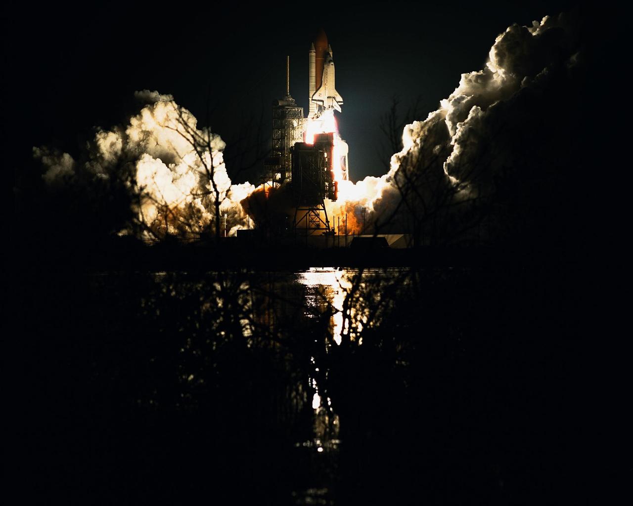 The Space Shuttle Atlantis blazes through the night sky to begin the STS-86 mission, slated to be the seventh of nine planned dockings of the Space Shuttle with the Russian Space Station Mir. Liftoff on Sept. 25 from Launch Pad 39A was at 10:34:19 p.m. EDT, within seconds of the preferred time, during a six-minute, 45-second launch window. The 10-day flight will include the transfer of the sixth U.S. astronaut to live and work aboard the Mir. After the docking, STS-86 Mission Specialist David A. Wolf will become a member of the Mir 24 crew, replacing astronaut C. Michael Foale, who will return to Earth aboard Atlantis with the remainder of the STS-86 crew. Foale has been on the Russian Space Station since mid-May. Wolf is scheduled to remain there about four months. Besides Wolf (embarking to Mir) and Foale (returning), the STS-86 crew includes Commander James D. Wetherbee, Pilot Michael J. Bloomfield, and Mission Specialists Wendy B. Lawrence, Scott E. Parazynski, Vladimir Georgievich Titov of the Russian Space Agency, and Jean-Loup J.M. Chretien of the French Space Agency, CNES. Other primary objectives of the mission are a spacewalk by Parazynski and Titov, and the exchange of about three-and-a-half tons of science/logistical equipment and supplies between Atlantis and the Mir