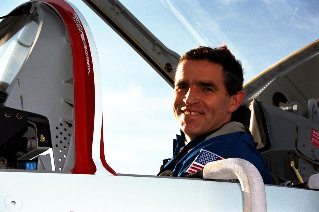STS-87 Payload Specialist Leonid Kadenyuk of the National Space Agency of Ukraine arrives at Kennedy Space Center's Shuttle Landing Facility aboard a T-38 jet for the final prelaunch activities leading up to the scheduled Nov. 19 liftoff. The other STS-87 crew members are Commander Kevin Kregel; Pilot Steven Lindsey; and Mission Specialists Kalpana Chawla, Ph.D.; Takao Doi, Ph.D., of the National Space Development Agency of Japan; and Winston Scott. STS-87 will be the fourth flight of the United States Microgravity Payload and the Spartan-201 deployable satellite