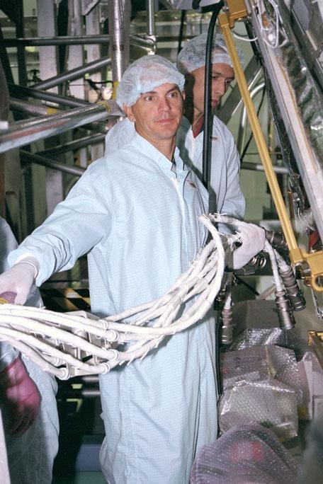 KENNEDY SPACE CENTER, FLA. -- STS-88 First Crew at SSP