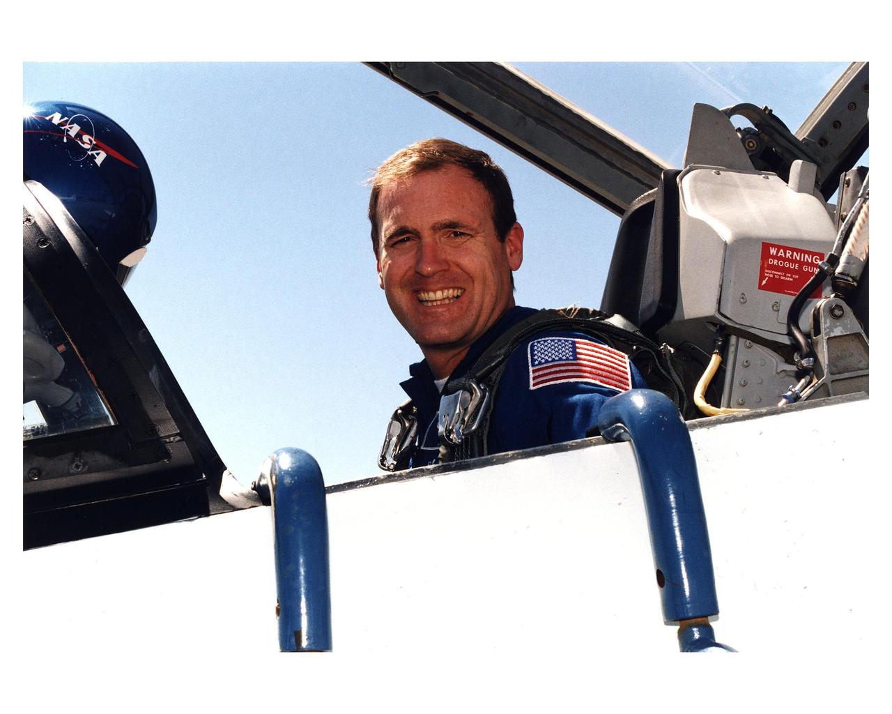 STS-83 Mission Commander James D. Halsell, Jr. arrives at Kennedy Space Center's Shuttle Landing Facility aboard a T-38 prior to Columbia's launch