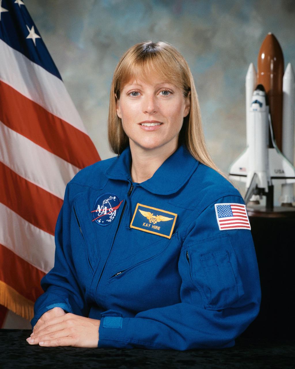 JOHNSON SPACE CENTER, Houston - S95-10063 - Astronaut Kathryn P. (Kay) Hire, mission specialist