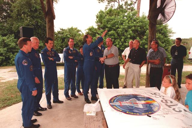 NASA image: KSC-98pc1023