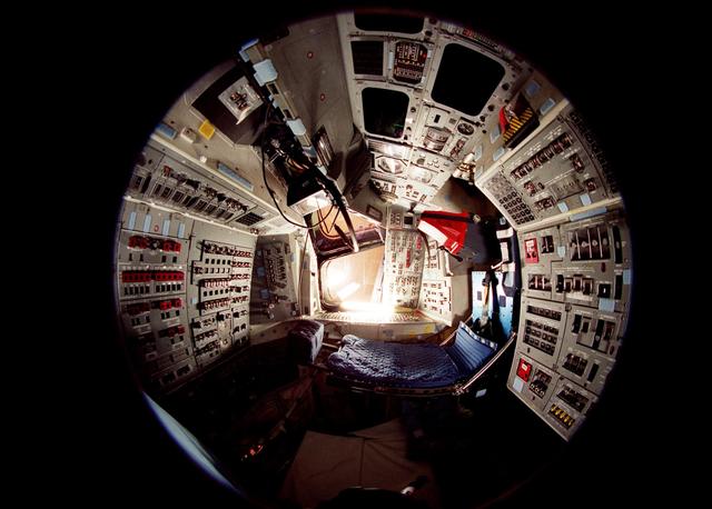 NASA image: KSC-98pc1344