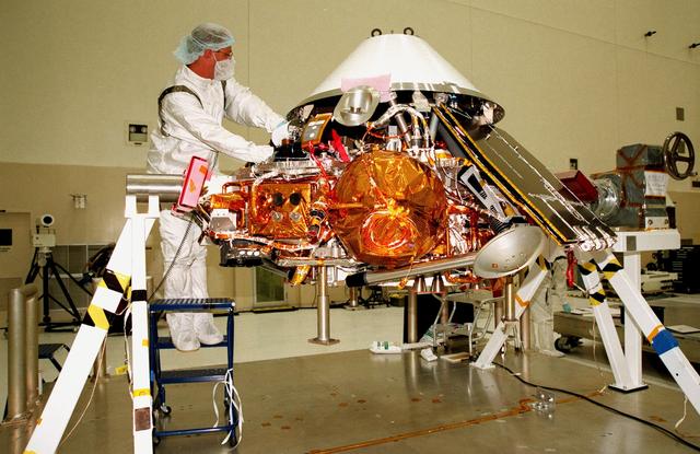 NASA image: KSC-98pc1372