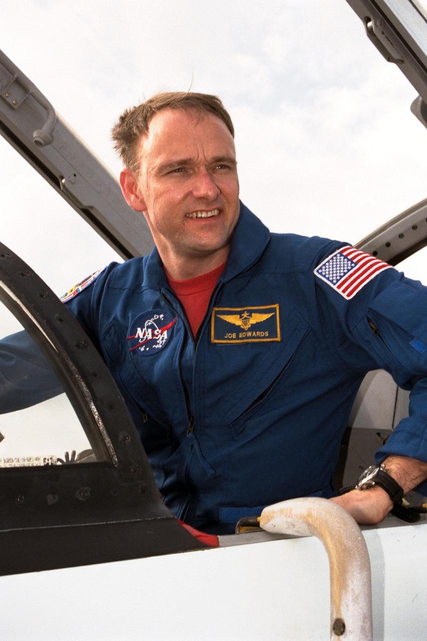 STS-89 Pilot Joe Edwards Jr. arrives at the KSC Shuttle Landing Facility in one of the T-38 aircraft traditionally flown by the astronaut corps. The eight STS-89 crew members flew into KSC from Johnson Space Center as final preparations are under way toward the scheduled liftoff on Jan. 22 of the Space Shuttle Endeavour on the eighth mission to dock with the Russian Space Station Mir. After docking, STS-89 Mission Specialist Andrew Thomas, Ph.D., will transfer to the space station, succeeding David Wolf, M.D., who will return to Earth aboard Endeavour. Dr. Thomas will live and work on Mir until June. STS-89 is scheduled for a Jan. 22 liftoff at 9:48 p.m. EST