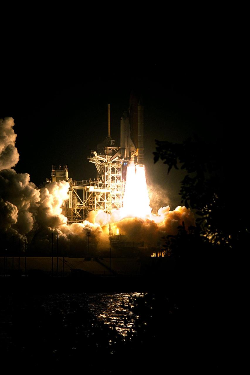 The Space Shuttle Endeavour cuts a bright swath through the dark sky as it blazes a trail toward the Russian Space Station Mir. Endeavour lifted off successfully at its scheduled time of 9:48:15 p.m. EST on Jan. 22 from Pad 39A. STS-89 is the eighth docking with the Russian Space Station Mir, the first Mir docking for Endeavour (all previous dockings were made by Atlantis), and the first launch of 1998. After docking with Mir, Mission Specialist Andrew Thomas, Ph.D., will transfer to the space station, succeeding David Wolf, M.D., who will return to Earth aboard Endeavour. Dr. Thomas will live and work on Mir until June