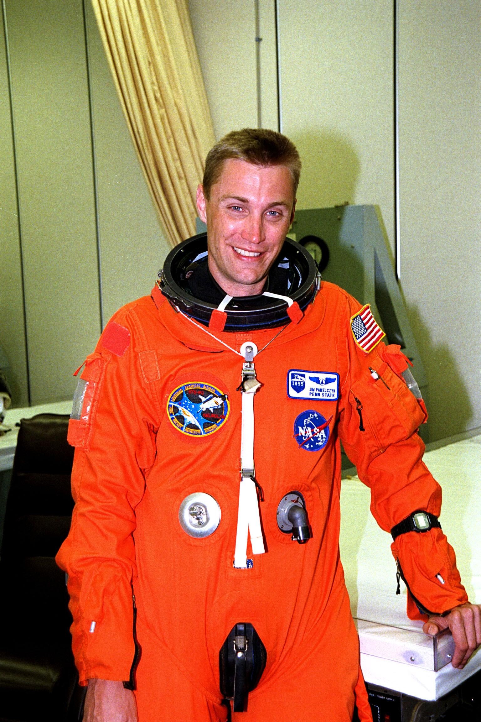 Official astronaut portrait for James Pawelczyk
