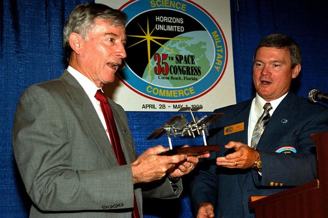 NASA image: KSC-98pc547