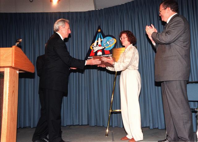 NASA image: KSC-99pp0608