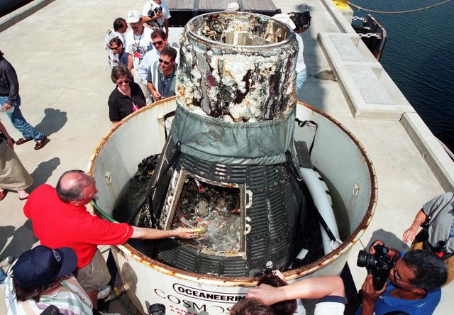 NASA image: KSC-99pp1032