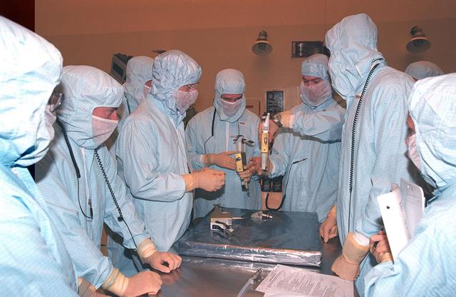 NASA image: KSC-99pp1086