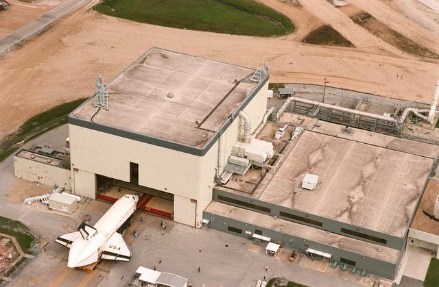 NASA image: KSC-99pp1134