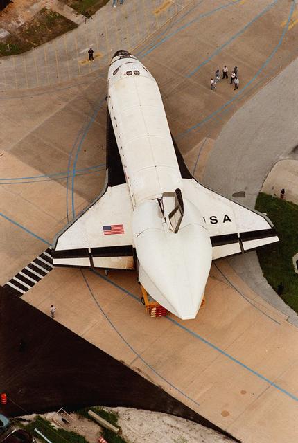 NASA image: KSC-99pp1135