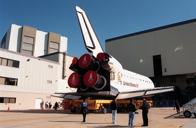 NASA image: KSC-99pp1370