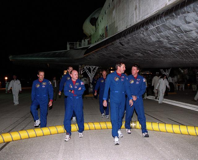 NASA image: KSC-99pp1506