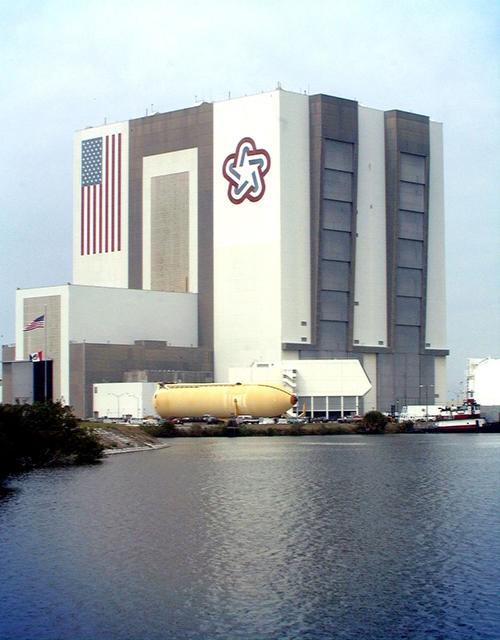 NASA image: KSC-pa-et-2