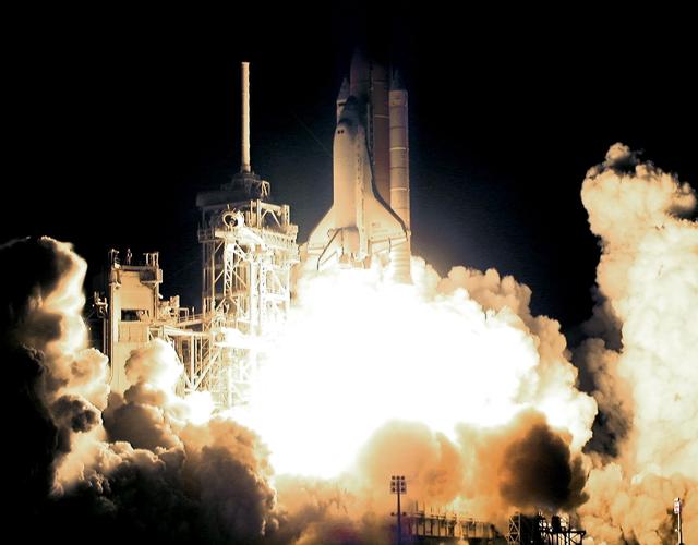 NASA image: KSC00pd1549