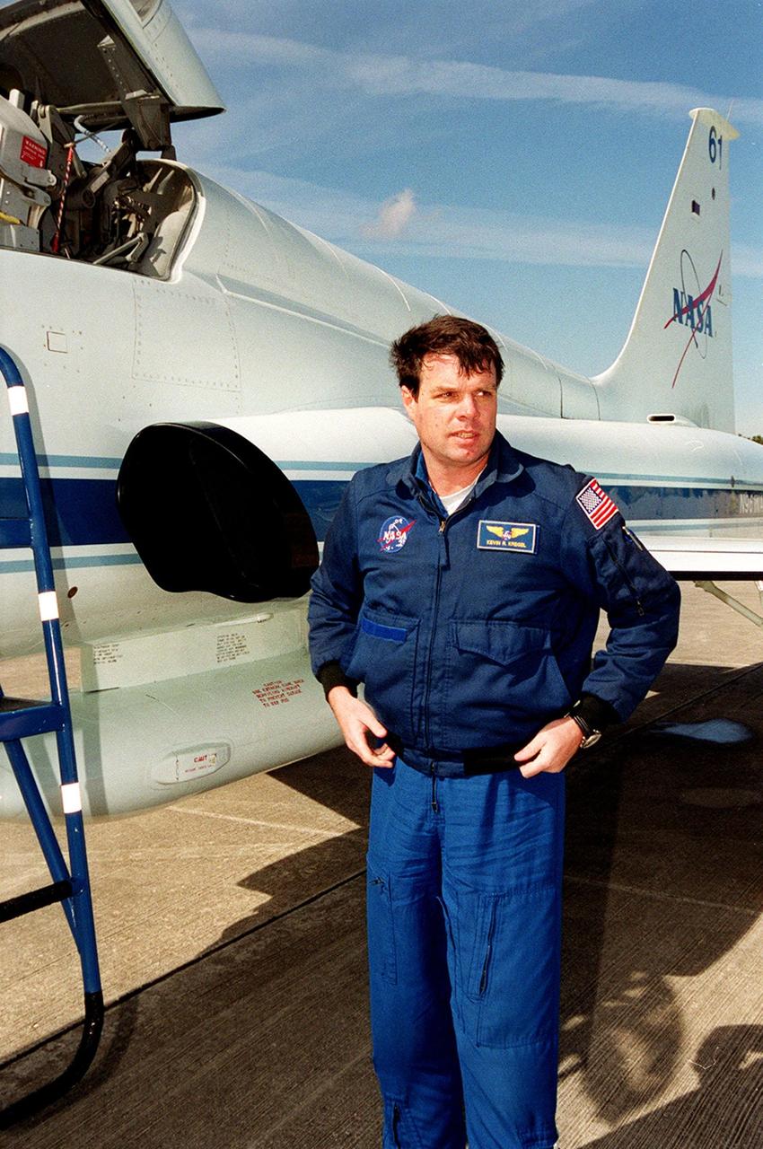 STS-99 Commander Kevin Kregel arrives at KSC aboard a T-38 jet aircraft to prepare for launch of Endeavour Jan. 31 at 12:47 p.m. EST. Over the next few days, the crew will review mission procedures, conduct test flights in the Shuttle Training Aircraft and undergo routine preflight medical exams. STS-99 is the Shuttle Radar Topography Mission, which will chart a new course, using two antennae and a 200-foot-long section of space station-derived mast protruding from the payload bay to produce unrivaled 3-D images of the Earth's surface. The result of the Shuttle Radar Topography Mission could be close to 1 trillion measurements of the Earth's topography. Besides contributing to the production of better maps, these measurements could lead to improved water drainage modeling, more realistic flight simulators, better locations for cell phone towers, and enhanced navigation safety