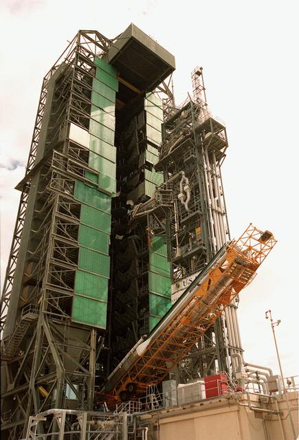 NASA image: KSC00pp0415