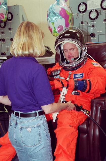 NASA image: KSC00pp0572