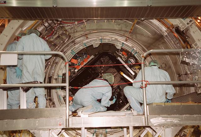 NASA image: KSC00pp0797