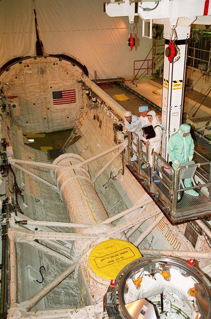 NASA image: KSC00pp0995