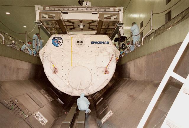 NASA image: KSC00pp1102