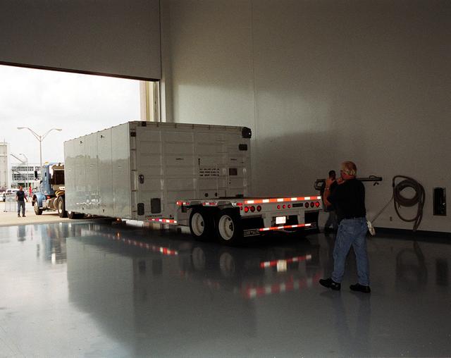 NASA image: KSC00pp1227