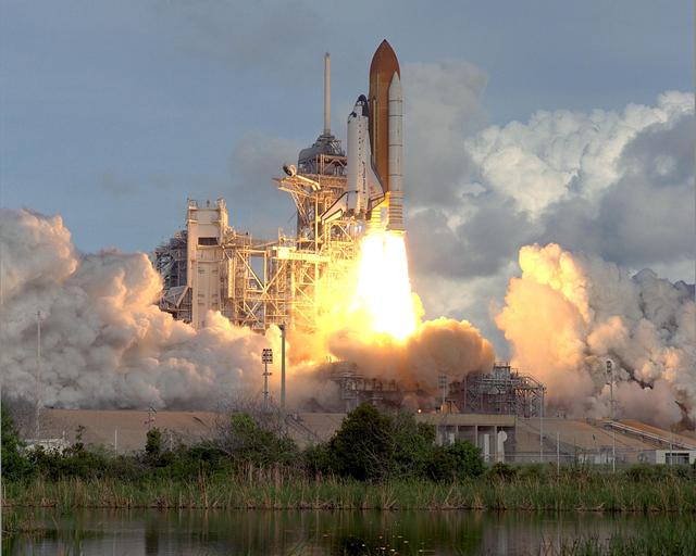 NASA image: KSC00pp1268