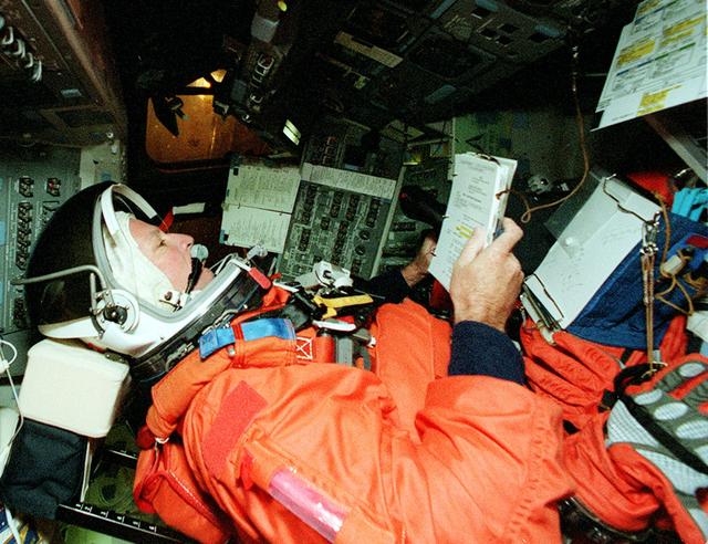 NASA image: KSC00pp1374