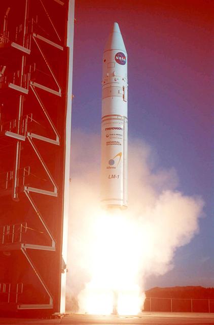 NASA image: KSC01padig279