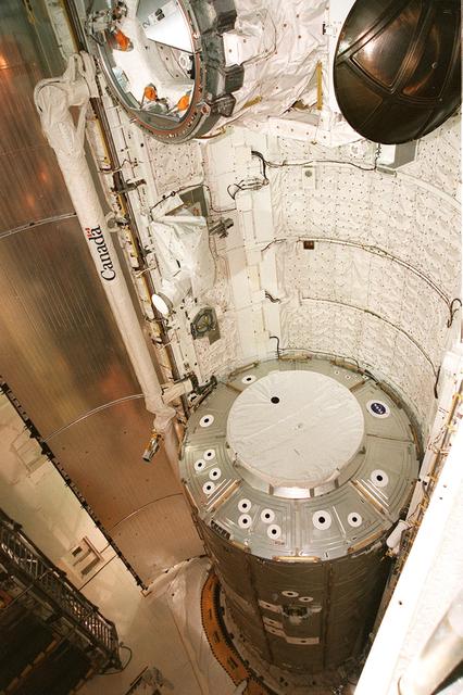 NASA image: KSC01pp0107