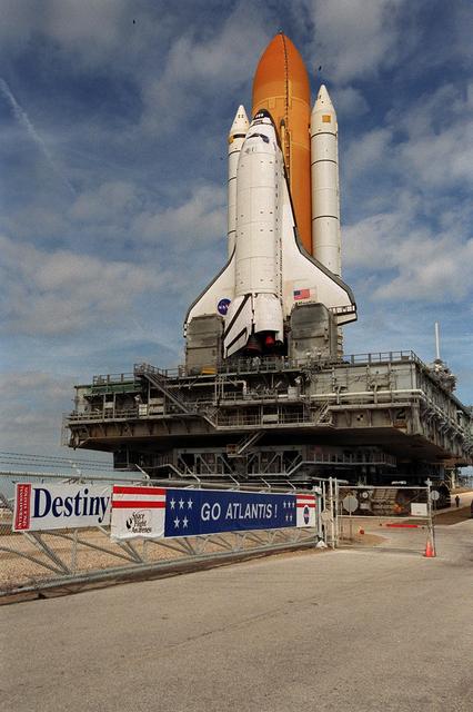 NASA image: KSC01pp0185