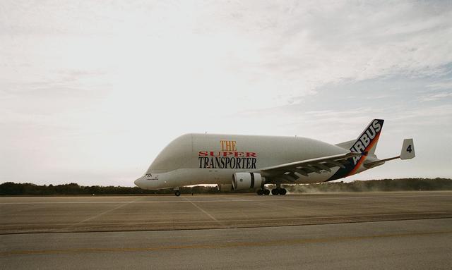 NASA image: KSC01pp0233