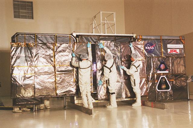 NASA image: KSC01pp0369