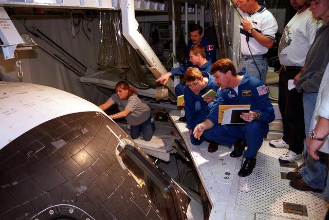 NASA image: KSC01pp0539