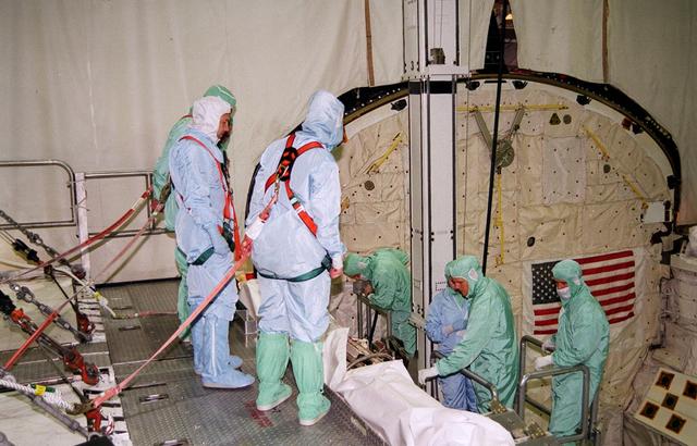 NASA image: KSC01pp0542