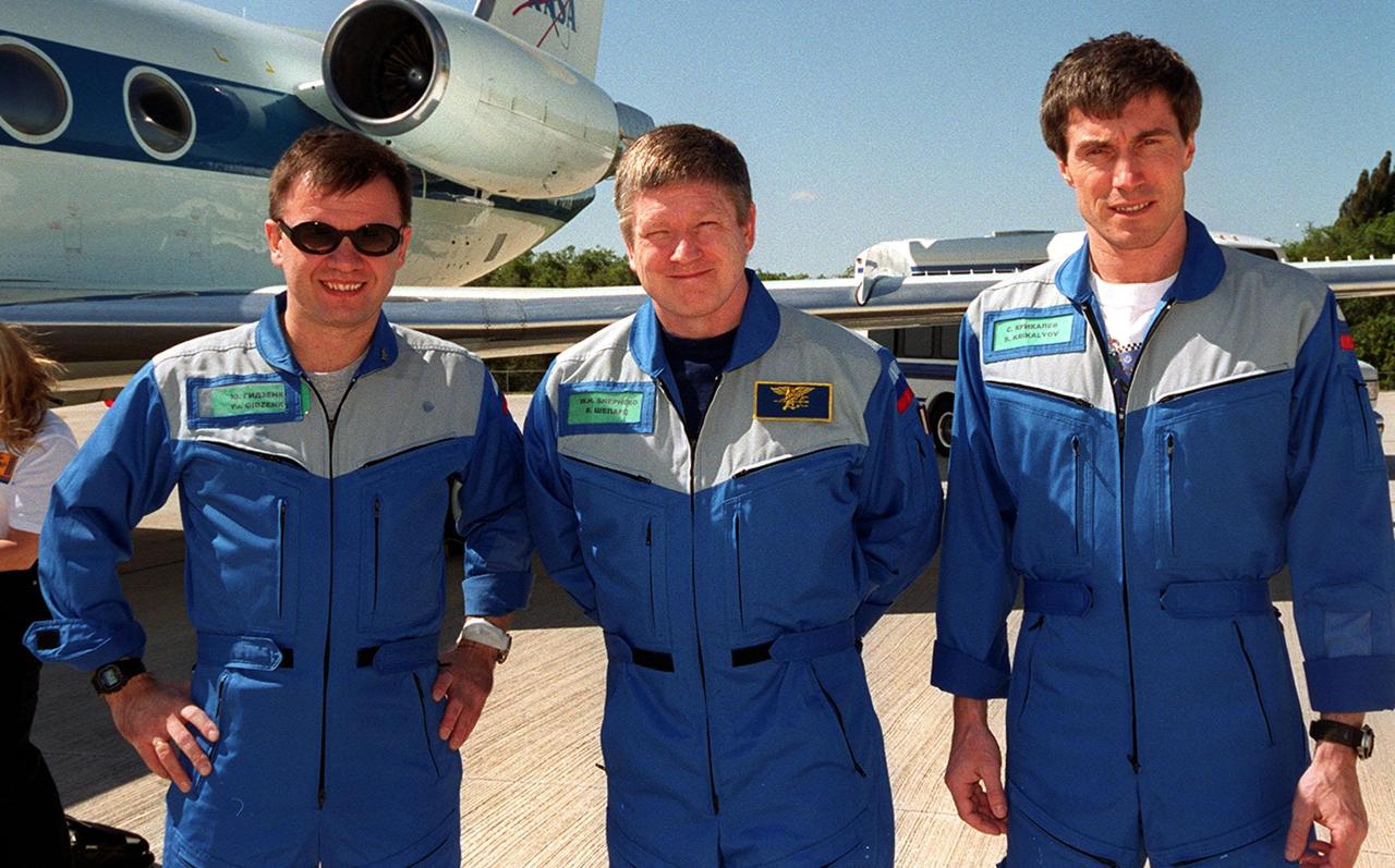 The International Space Station’s Expedition One crew members prepare to depart KSC from the Shuttle Landing Facility for their return to the Johnson Space Center in Houston. From left to right are Yuri Pavlovich Gidzenko, William M. Shepherd and Sergei Konstantinovich Krikalev. The crew returned to Earth aboard Discovery March 21, concluding mission STS-102
