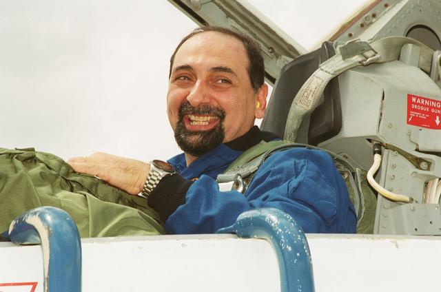 NASA image: KSC01pp0590