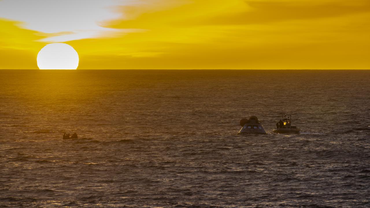 At sunset on Nov. 1, 2018, NASA's Recovery Team, along with the U.S. Navy, practice recovering a test version of the Orion capsule as part of Underway Recovery Test-7 (URT-7) in the Pacific Ocean. URT-7 is one in a series of tests that the Exploration Ground Systems Recovery Team, along with the U.S. Navy, are conducting to verify and validate procedures and hardware that will be used to recover the Orion spacecraft after it splashes down in the Pacific Ocean following deep space exploration missions. Orion will have emergency abort capability, sustain the crew during space travel and provide safe re-entry from deep space return velocities.