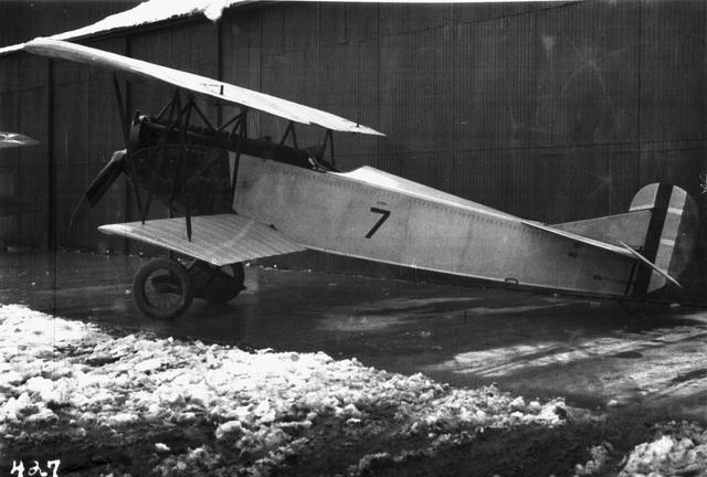NASA image: Fokker plane sideview D-VII
