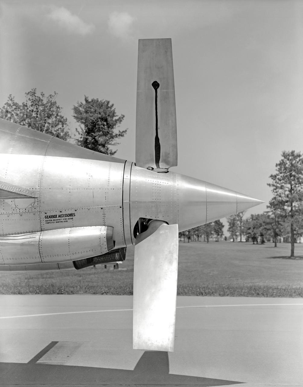 Phase SB Propeller installed on F88B