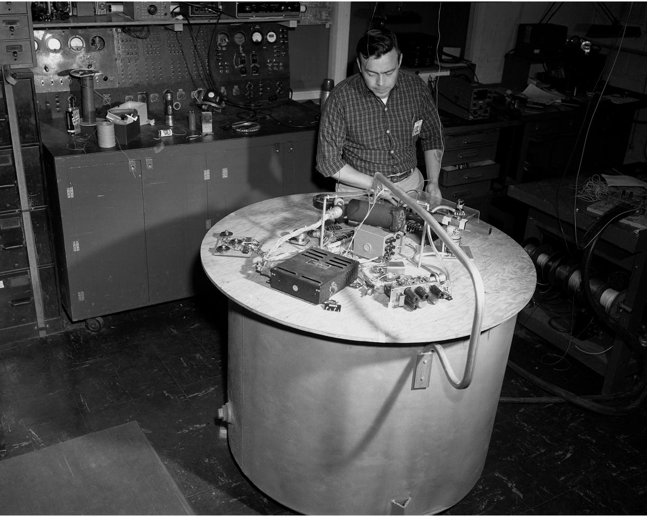 Control utilizing inertia wheel and bar magnet.