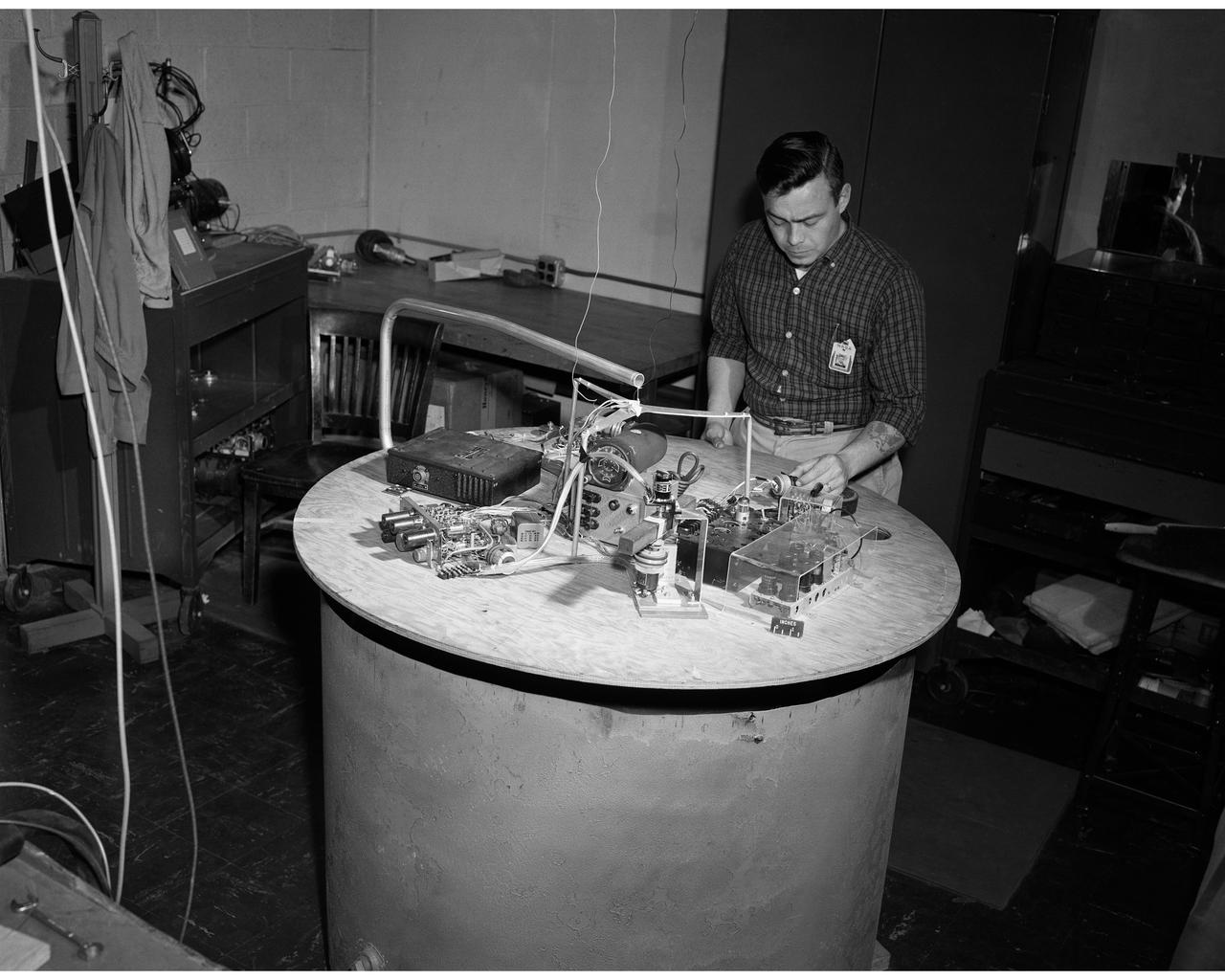 Control utilizing inertia wheel and bar magnet.