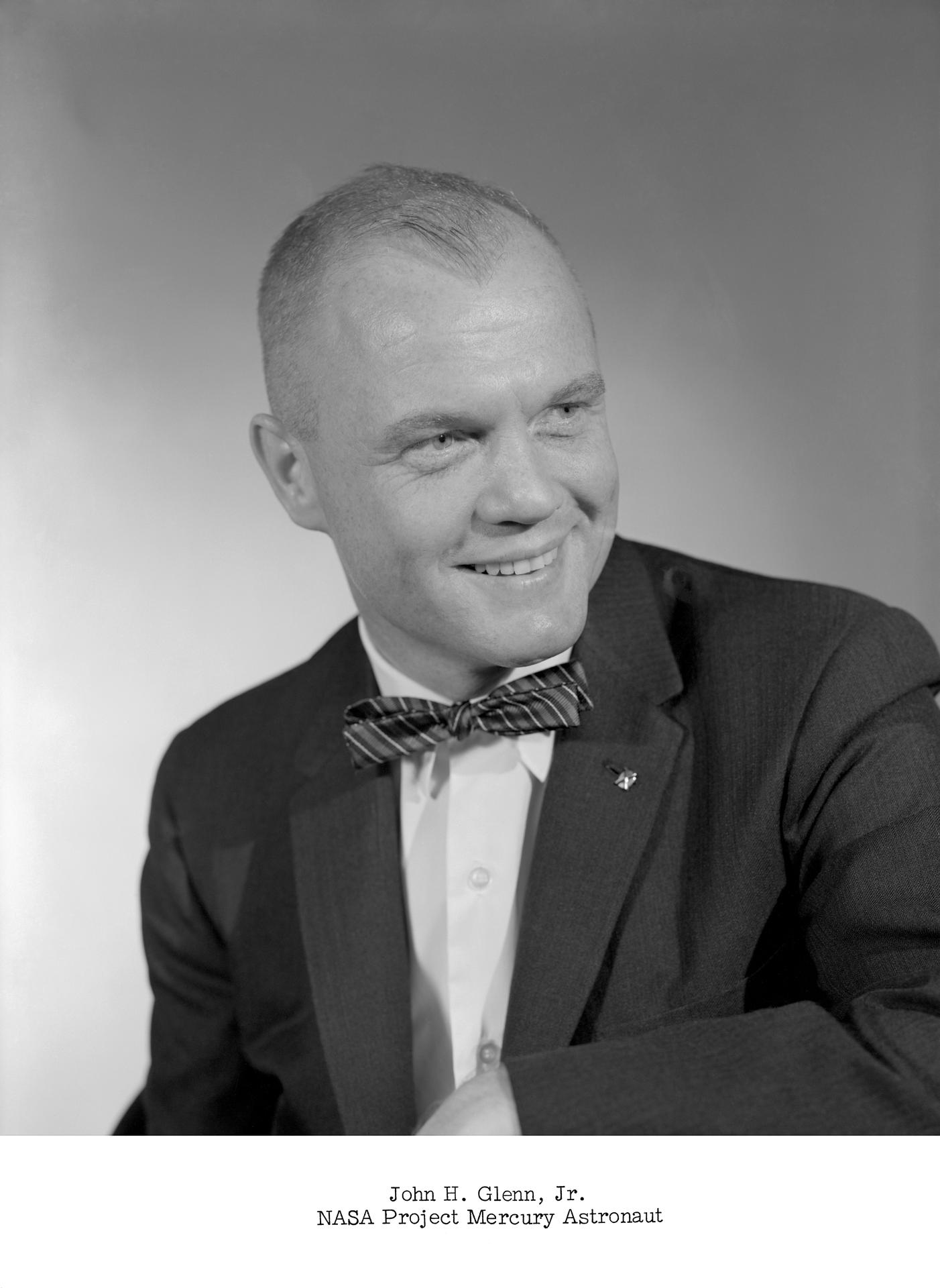 Black and white portrait of John Glenn