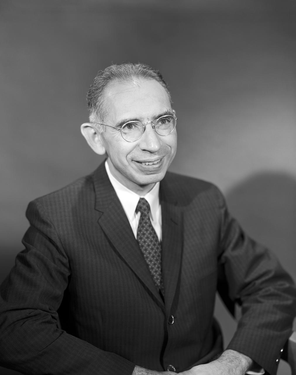 Portrait of Samuel Katzoff Assistant Chief, Applied Materials and Physics Division  