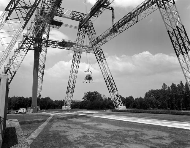 NASA image: Lunar Landing Research Facility (LLRF) in operation