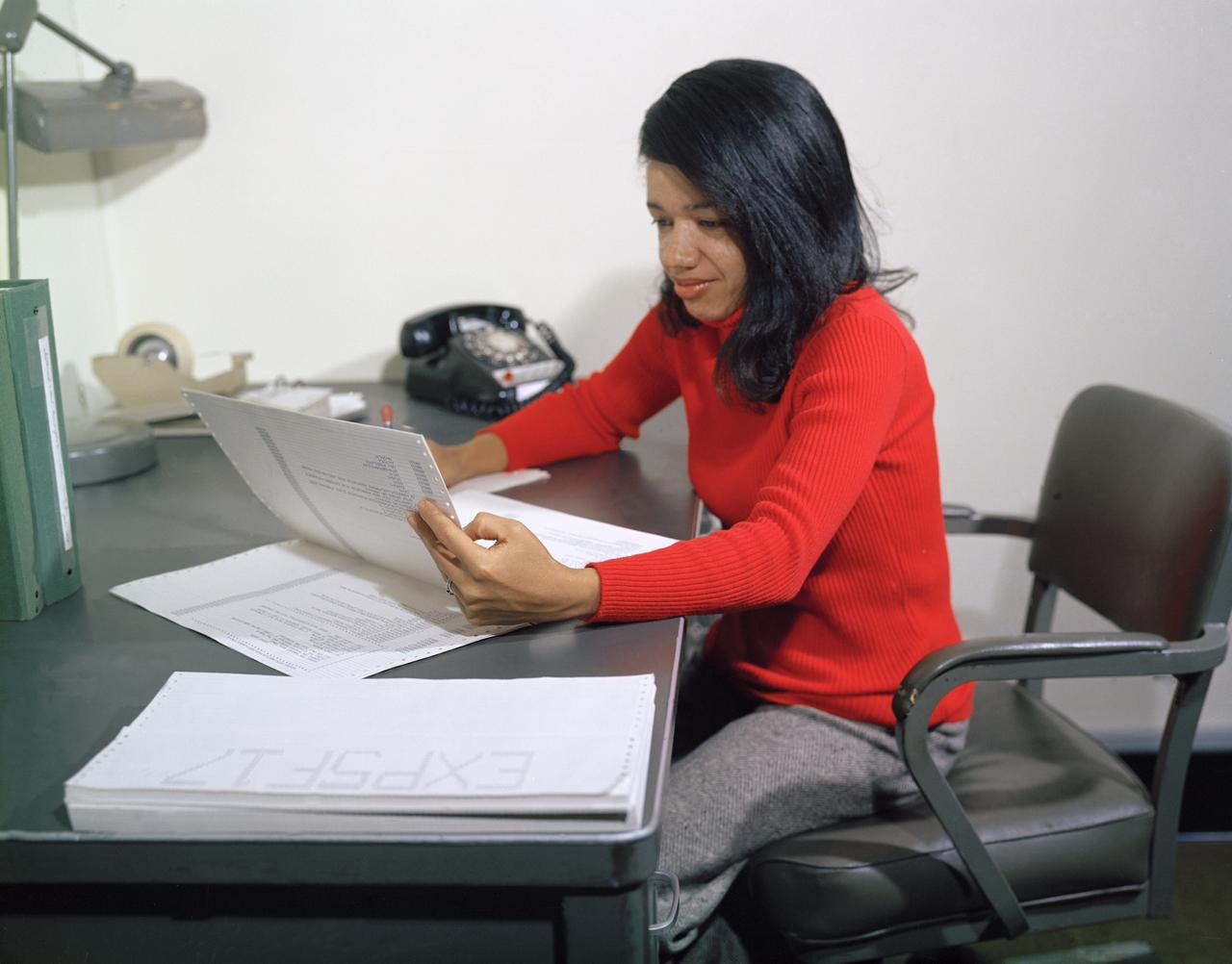 Minority Professionals at NASA Langley Research Center Christine Darden environmental portrait. 