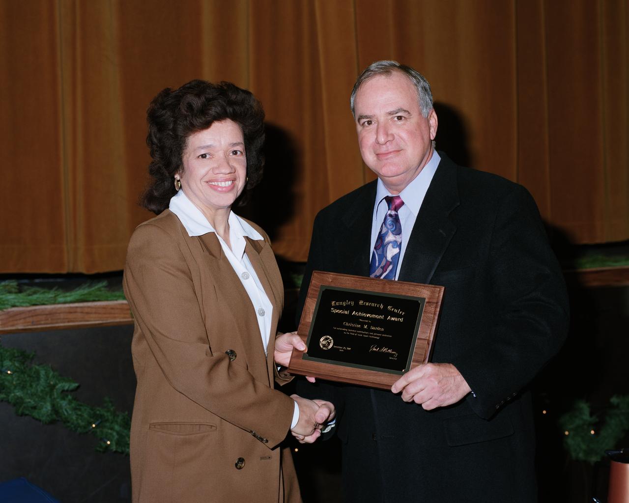 Paul Holloway presenting Special Achievement Award to Christine Darden 